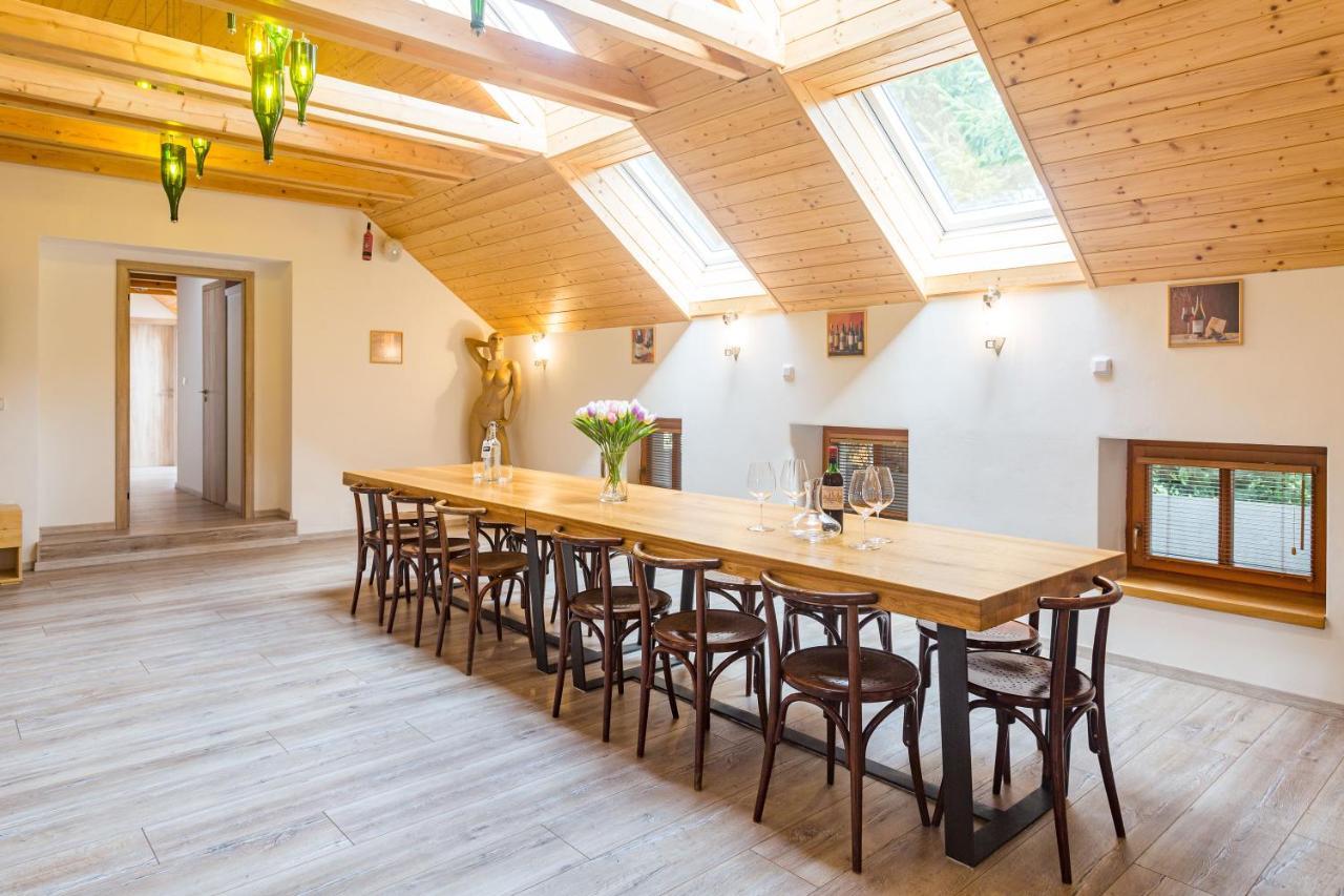 Vinny Apartman Rakovník Exteriör bild